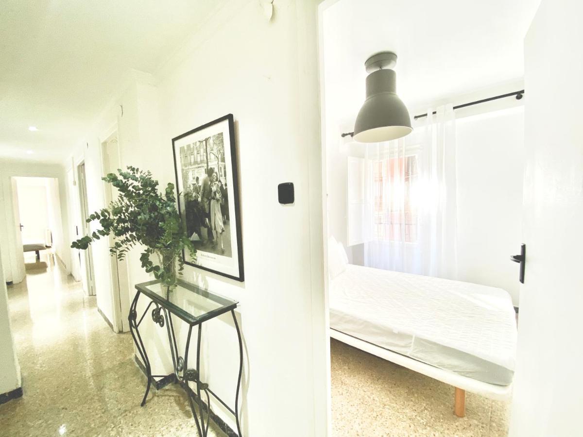 Apartamento Cebra Apartment Zaragoza Ngoại thất bức ảnh